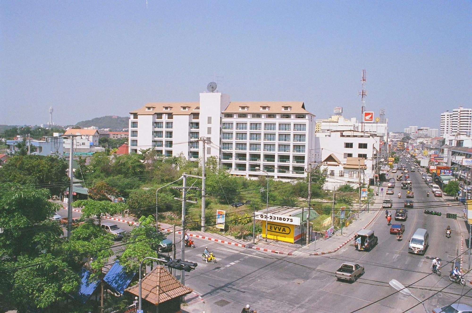 Diamond City Place Hotel Паттая Екстер'єр фото