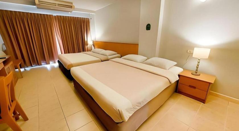 Diamond City Place Hotel Паттая Екстер'єр фото