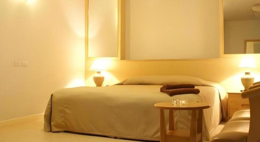 Diamond City Place Hotel Паттая Екстер'єр фото