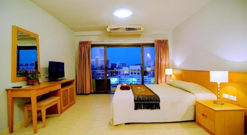 Diamond City Place Hotel Паттая Екстер'єр фото
