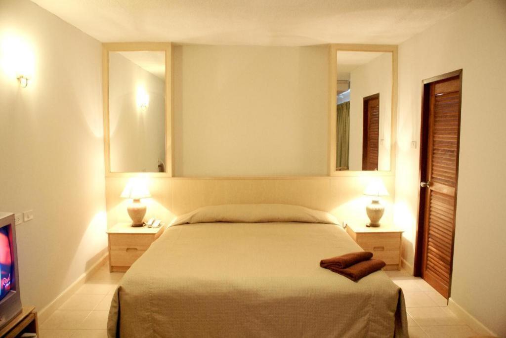 Diamond City Place Hotel Паттая Екстер'єр фото