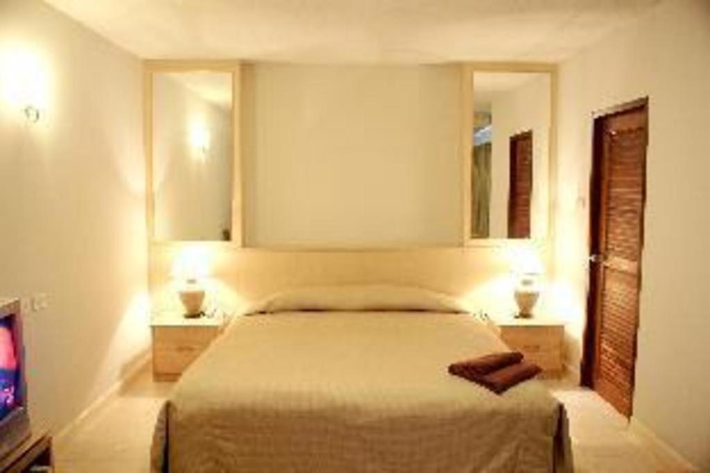 Diamond City Place Hotel Паттая Екстер'єр фото