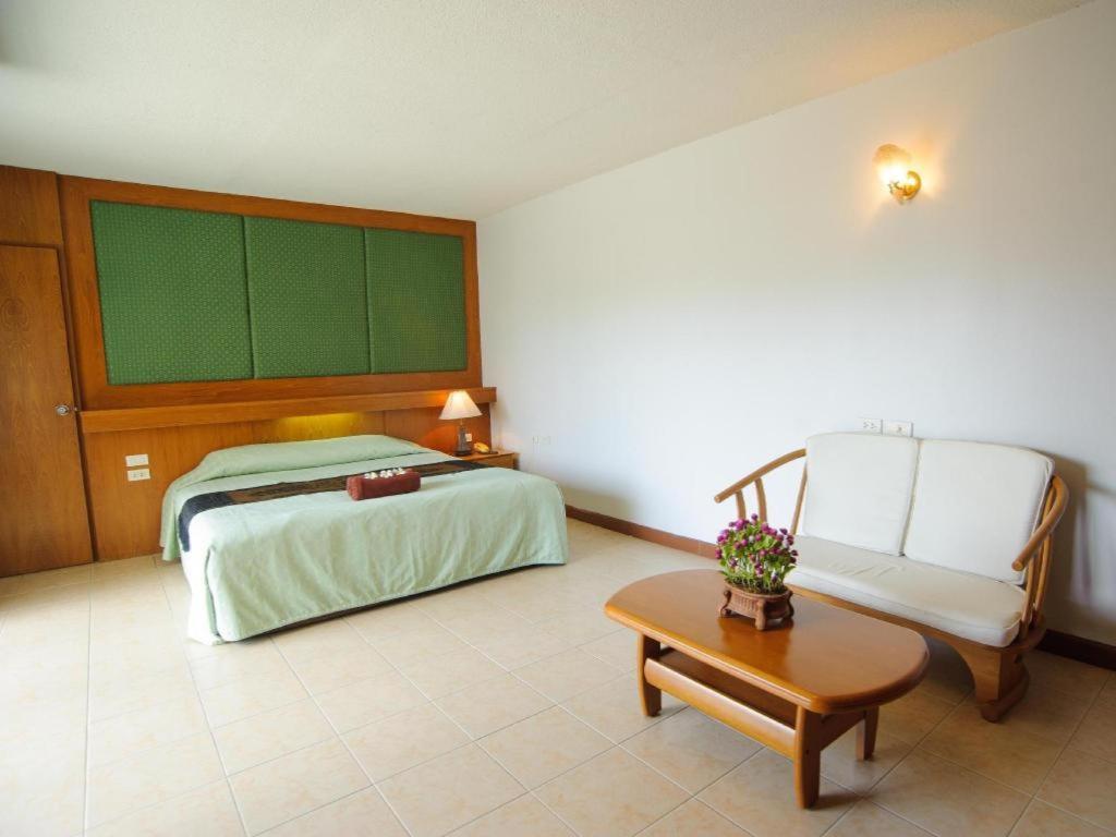 Diamond City Place Hotel Паттая Екстер'єр фото