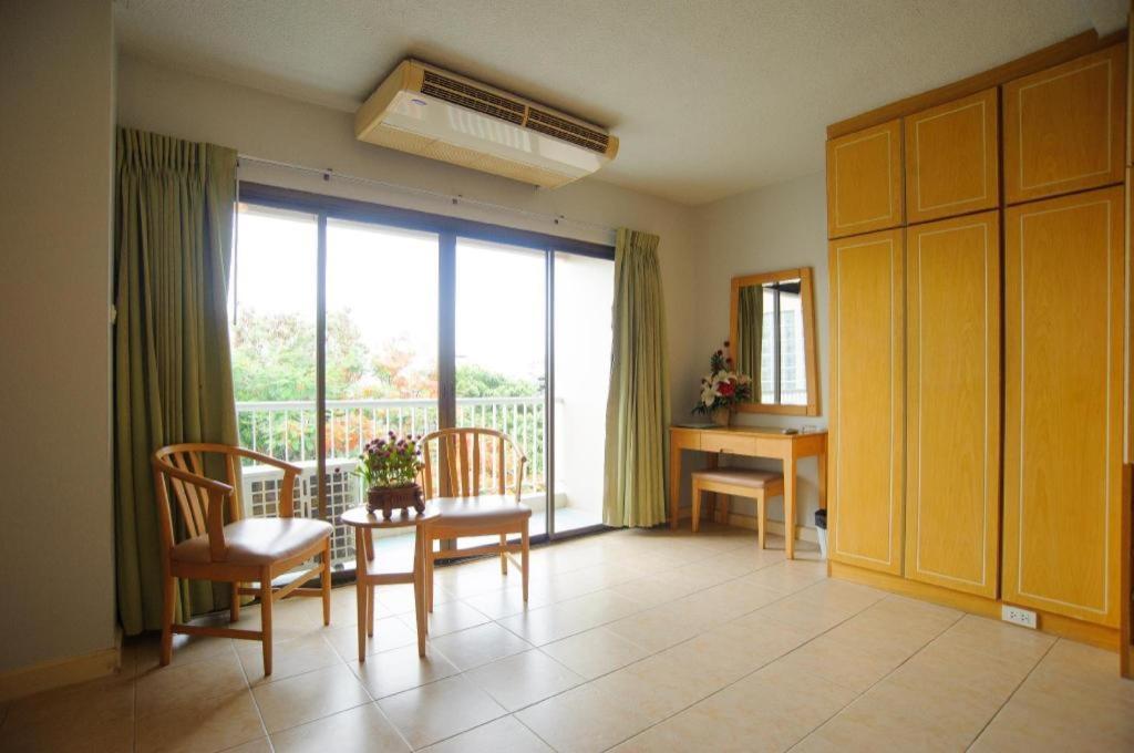 Diamond City Place Hotel Паттая Екстер'єр фото
